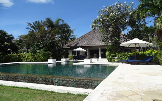 bali oceanfront villa for sale